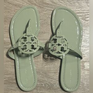 Tory Burch Miller Patent Leather Thong Sandals - Sage Green Size 10M NWT